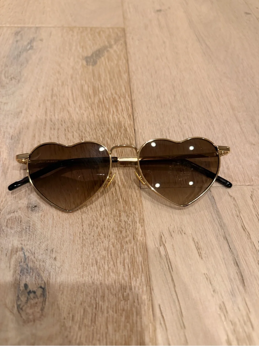 Saint Laurent iconic saint